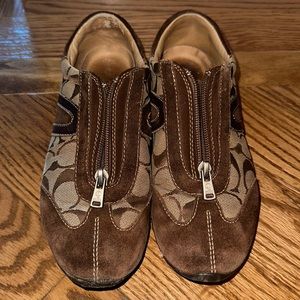 Coach, size 6 Brown zip up sneakers